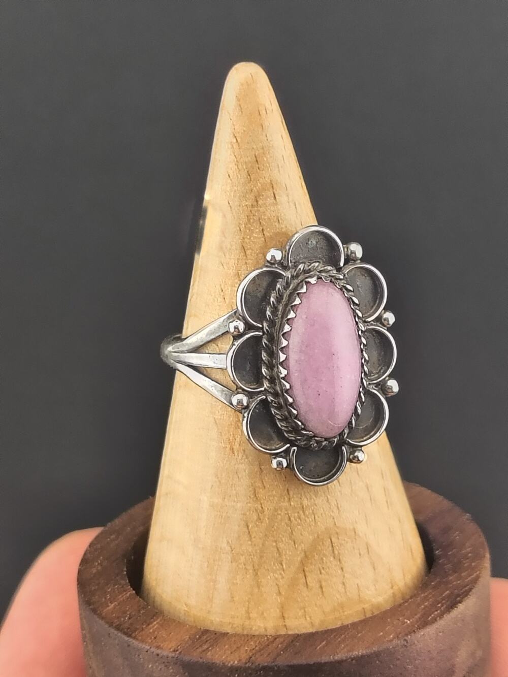 VTG Nakai Native American Sterling Silver Pink Queen Shell Flower Ring Size 8
